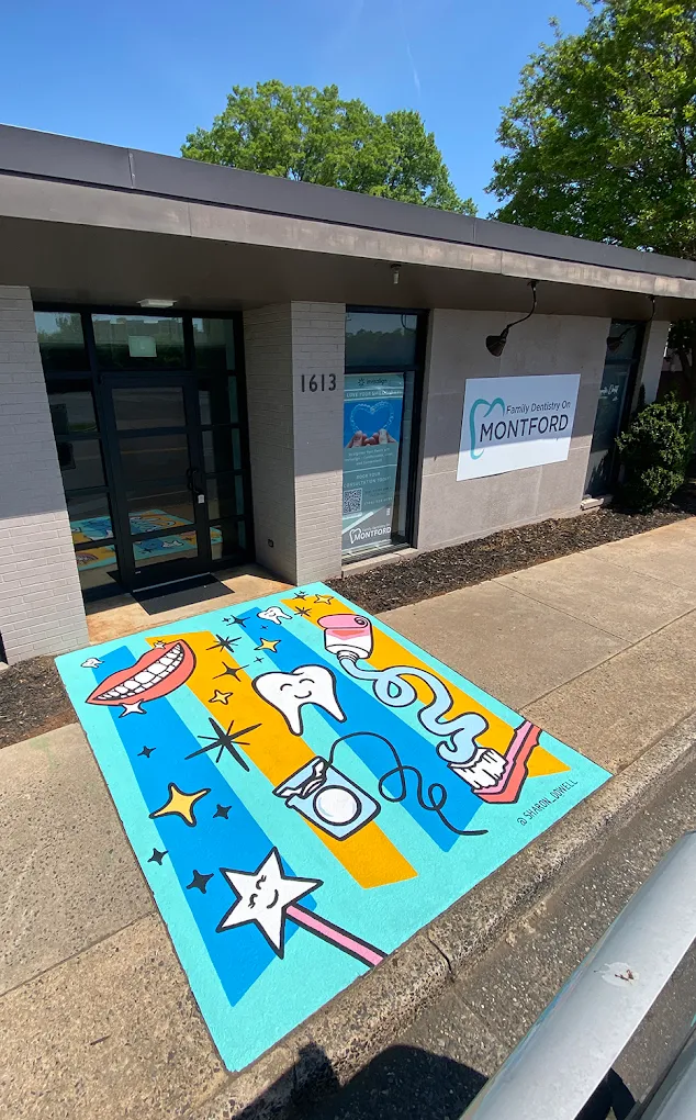 Outside of Family Dentistry on Montford